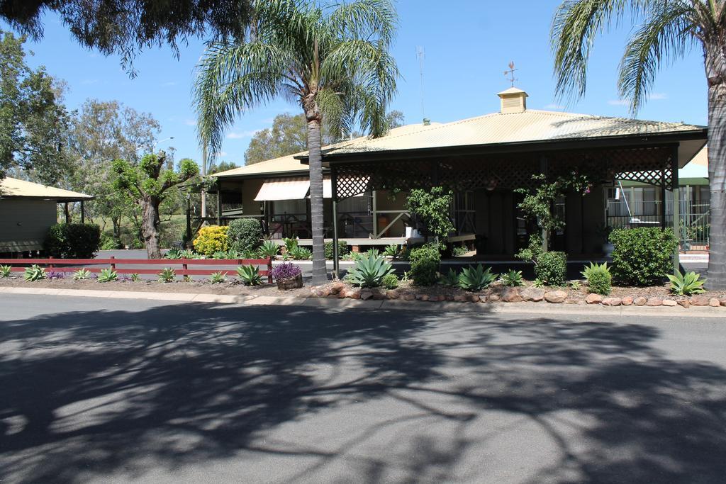 Lake Forbes Motel Εξωτερικό φωτογραφία