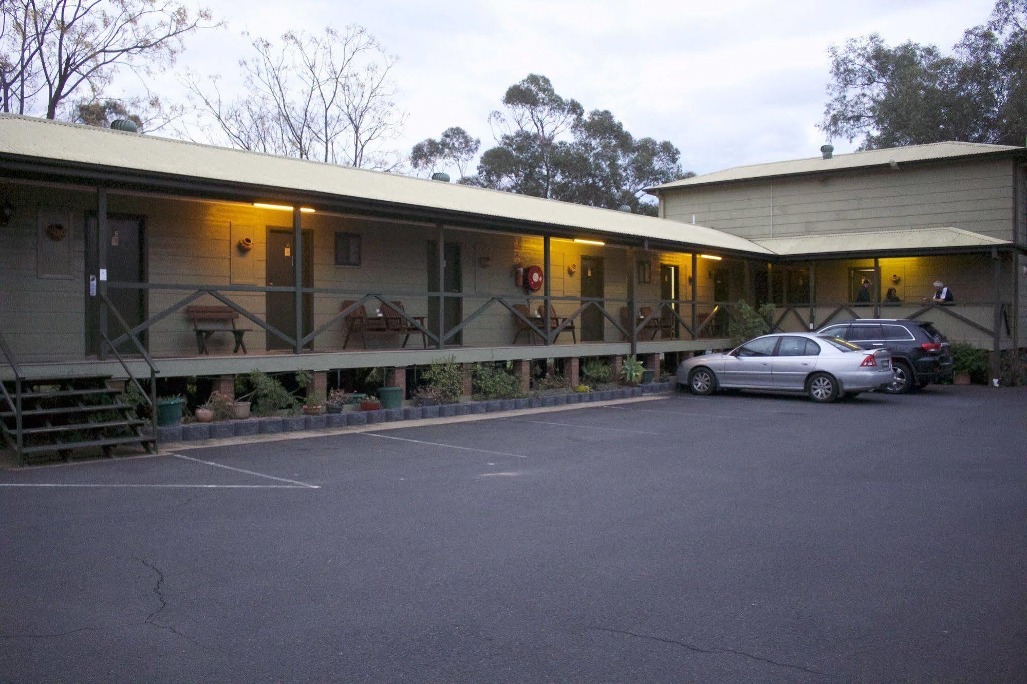 Lake Forbes Motel Εξωτερικό φωτογραφία